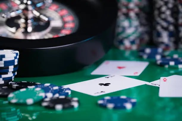 Pengguna cuan303 bermain taruhan sportsbook di perangkat mobile Android